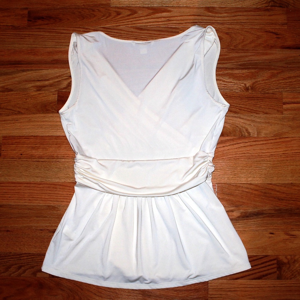 Women's Banana Republic Sleeveless Blouse (122)